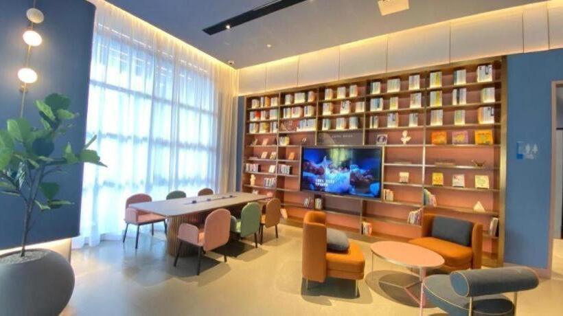 Hanting Hotel Shanghai Anting Metro Station