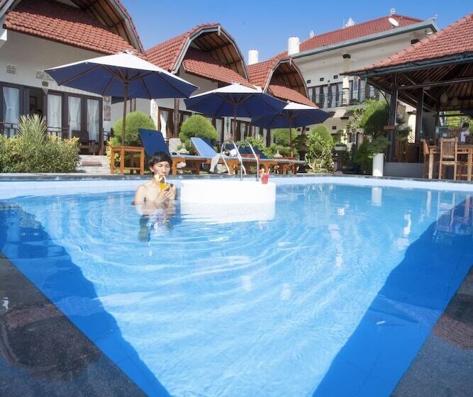Kaylas Hill Resort