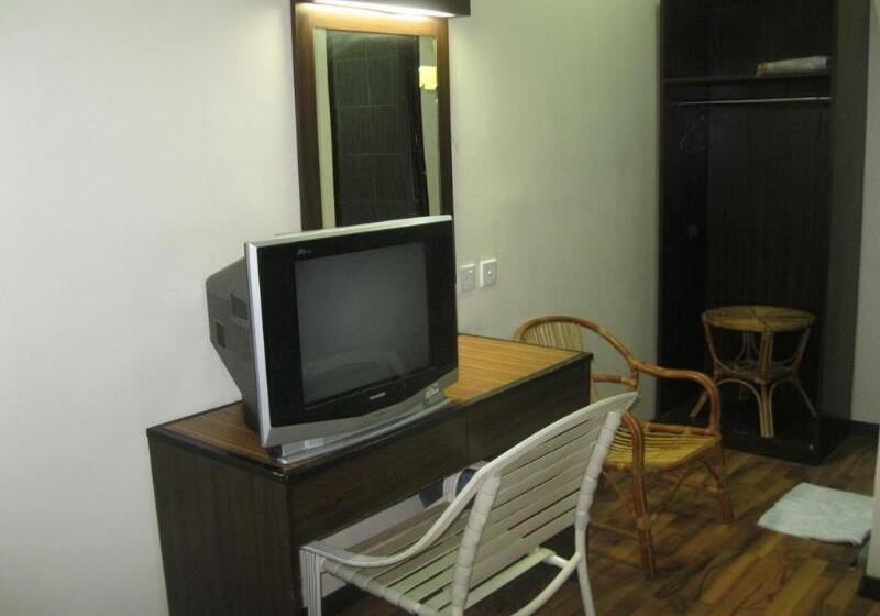 1 Baron Motel