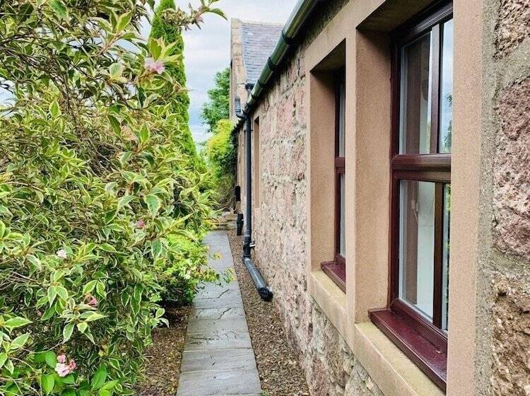 مبيت وإفطار Crawfield Grange