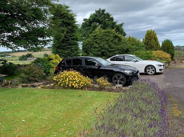 مبيت وإفطار Crawfield Grange