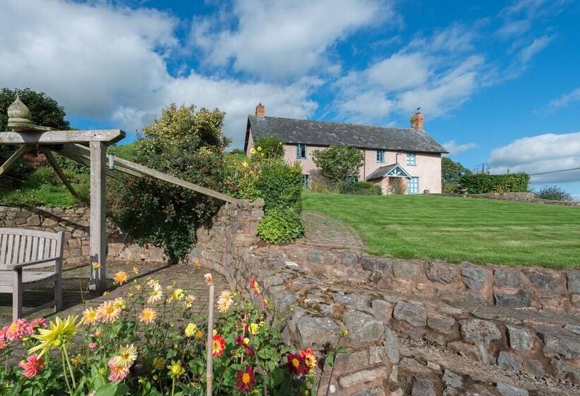 Bed and Breakfast The Old Dairy At Bishops Barton