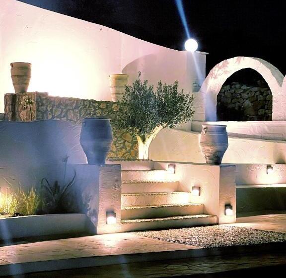 בית מלון כפרי Delfini Beach