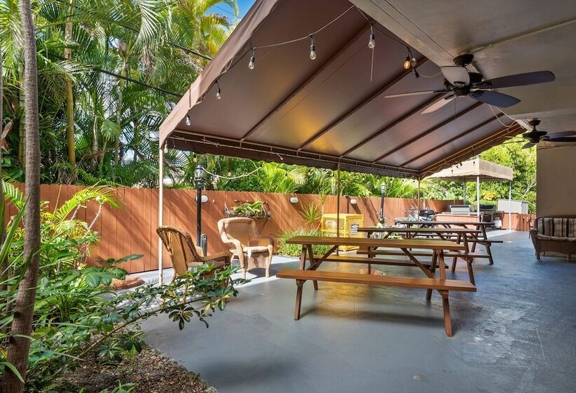 호텔 Avalon Resort Of Deerfield Beach