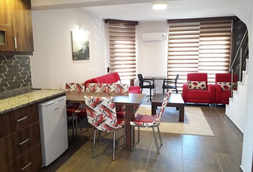 هتل Dolphin Apart &