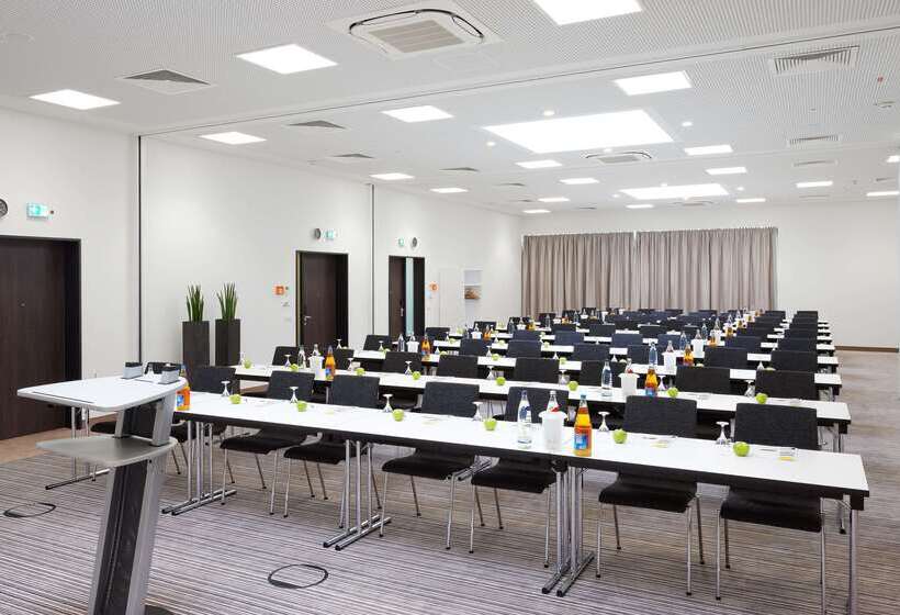 هتل Four Points Flex by Sheraton Essen