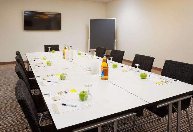 هتل Four Points Flex by Sheraton Essen