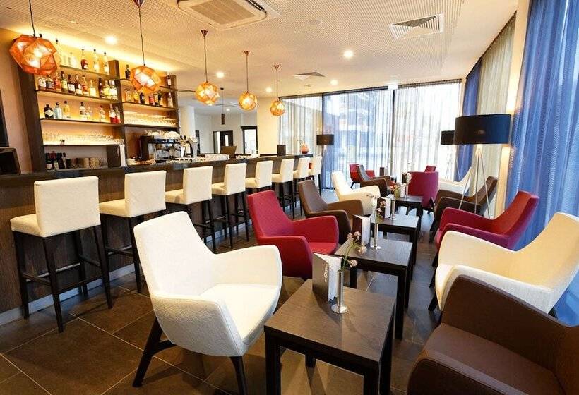 هتل Four Points Flex by Sheraton Essen