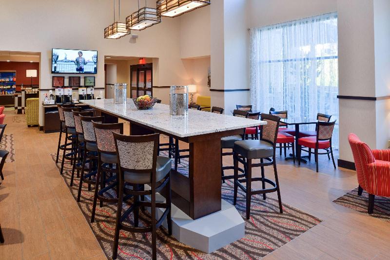 ホテル Hampton Inn & Suites California Universitypittsburgh