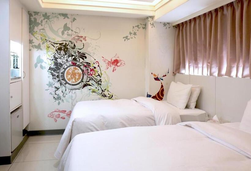 هتل Beethoven Express