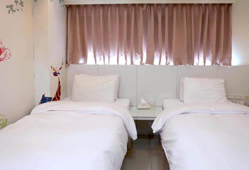 هتل Beethoven Express