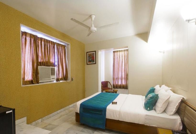 Fotos del hotel Oyo Premium Sion Railway Station:  8
