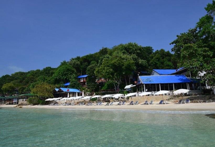 فندق Sangthian Beach Resort