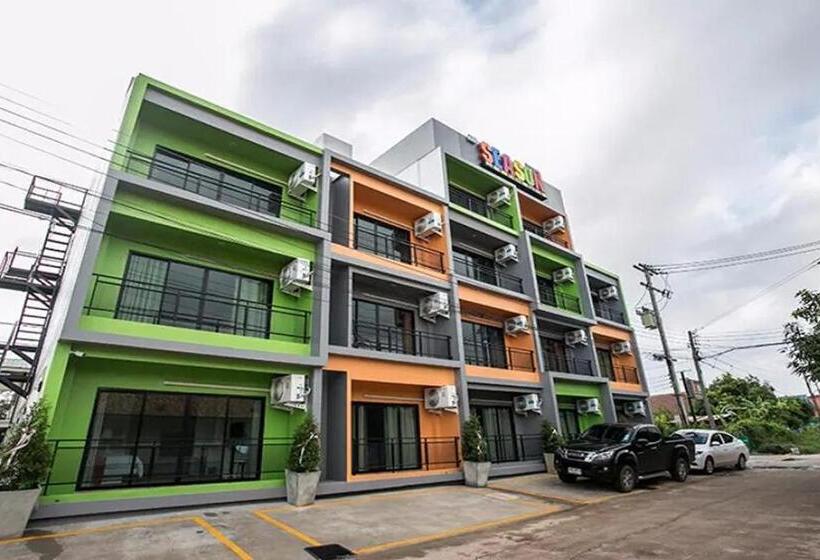 فندق The Season Airport Udonthani