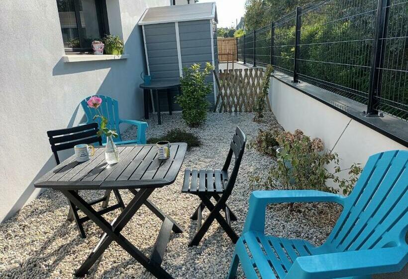مبيت وإفطار Chambre D Hôte Privative  La Maison Bleue à La Mer
