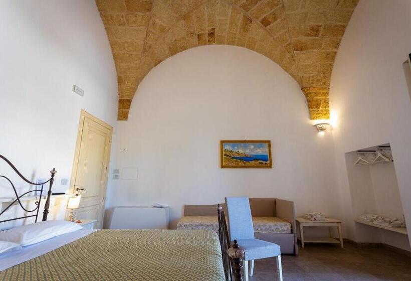 Bed and Breakfast Villa Giardino Delle Zie  Possibilità Di Servizio Mezza Pensione Cena Al Tavolo Colazione Vicino Osp