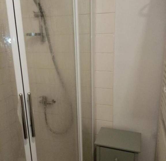 ベッドアンドブレックファースト Les Toiles Du Figuier