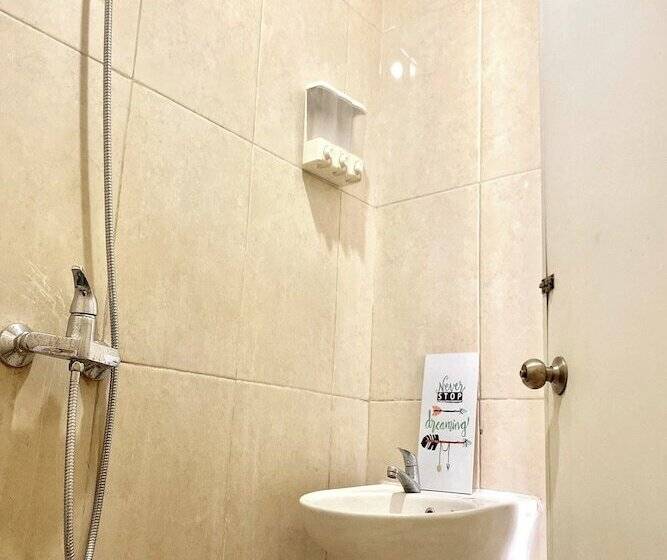 هتل Behomy Corner Eight Lippo Karawaci