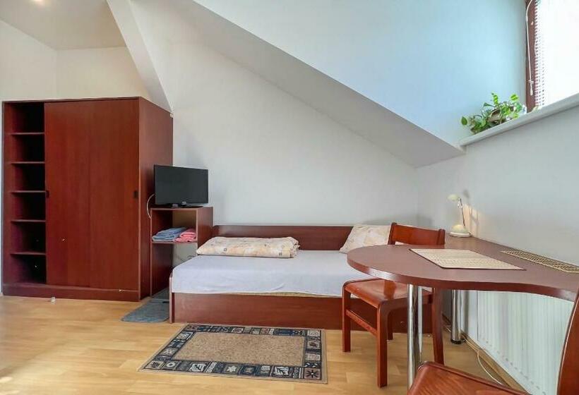 پانسیون Penzion Navara