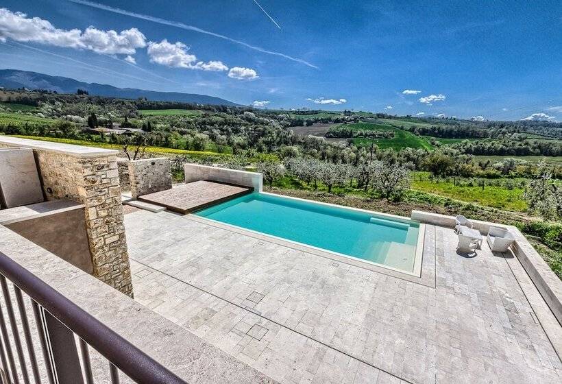 호텔 Agriturismo Colli Martani