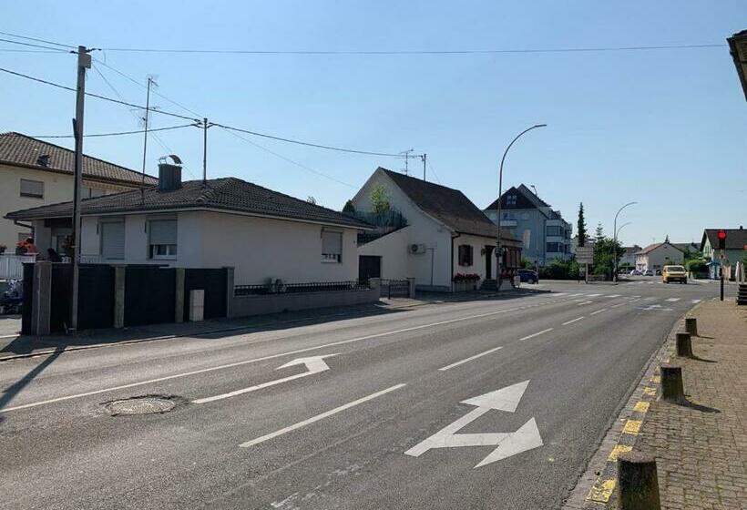 פנסיון Studio 45m2 Très Calme