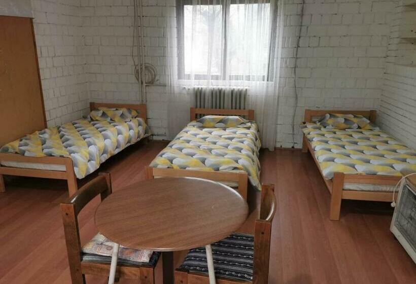 تختخواب و صبحانه 和平旅馆