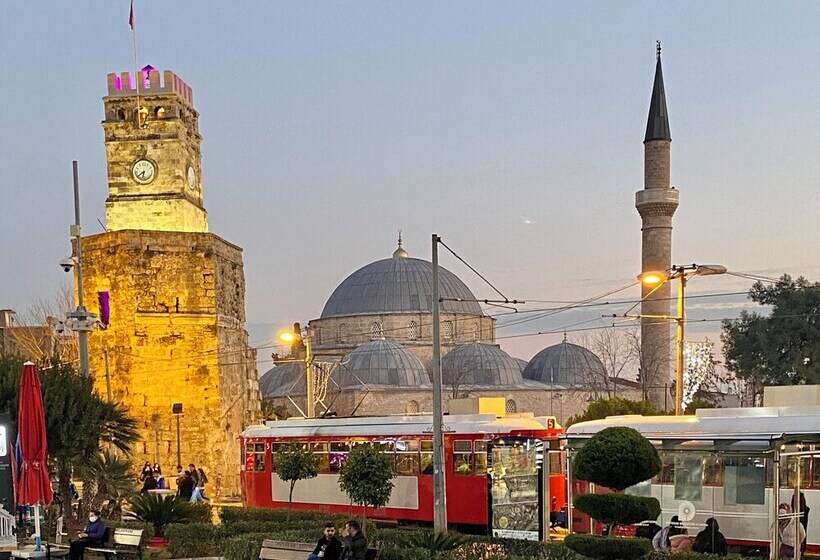 تختخواب و صبحانه Necip Bey Konağı