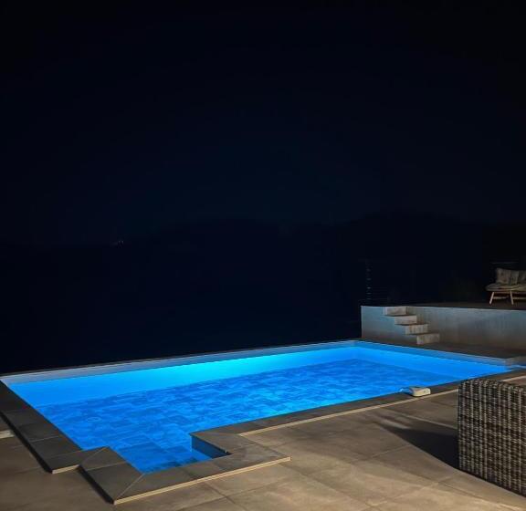 هتل Le Petit Hôtel De Pianottoli Caldarello