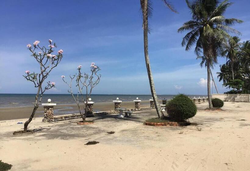 هتل Onthebeach Resort