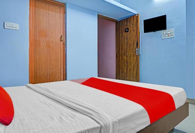 בית מלון כפרי Oyo Flagship 81392 Royal Plazza Homestay