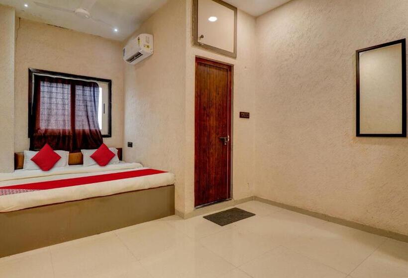 호텔 Oyo Flagship 81405  Onyx Inn