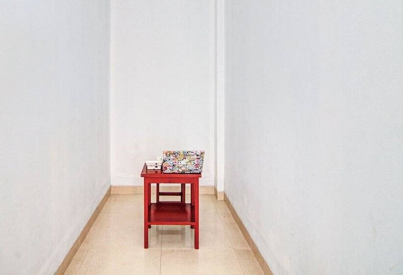 هتل Spot On 92599 Pondok Anggrek Syariah