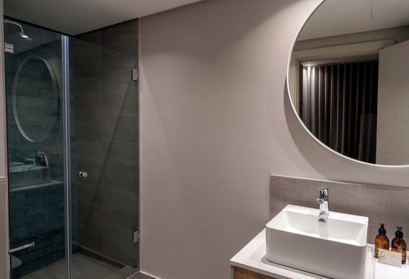 Plett Quarter Hotel   Lion Roars Hotels & Lodges