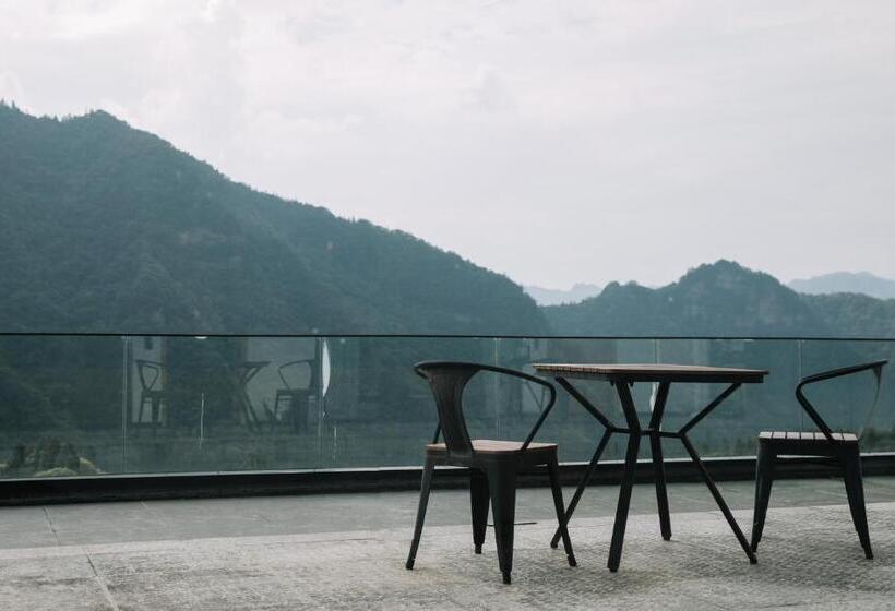 فندق Avatar Mountain Resort