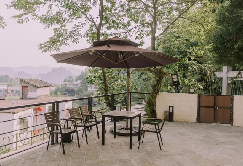 فندق Avatar Mountain Resort