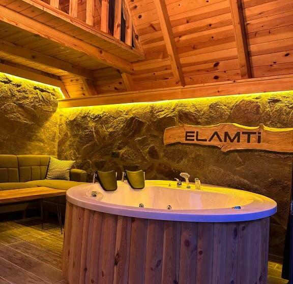 住宿加早餐  Elamti Suıt Bungalov