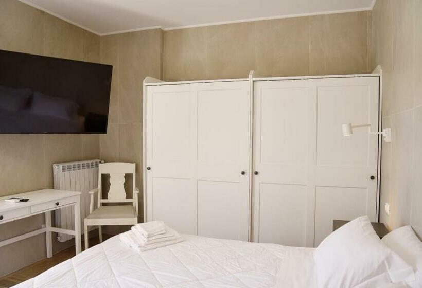 ベッドアンドブレックファースト La Maison Latina Guest House