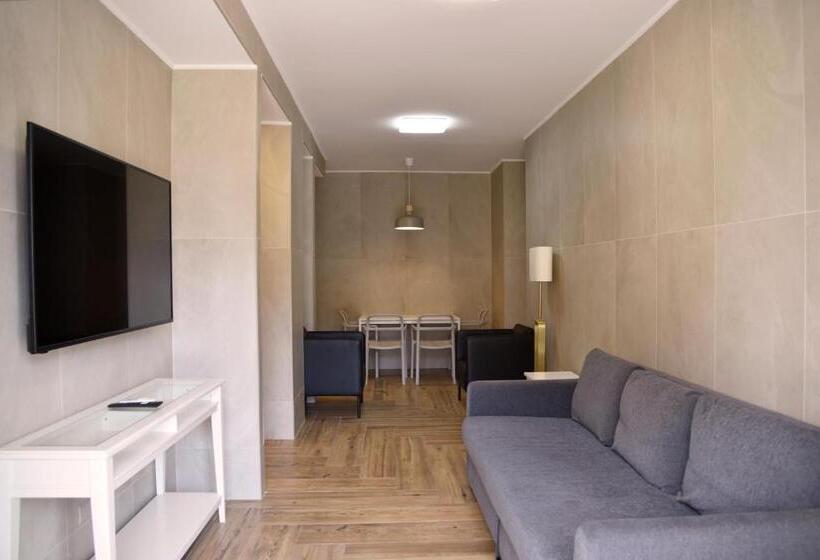 ベッドアンドブレックファースト La Maison Latina Guest House