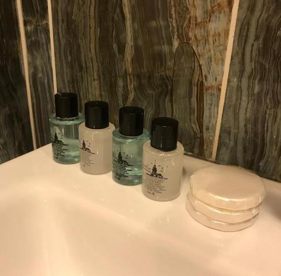 تختخواب و صبحانه Riverland Suites Apart