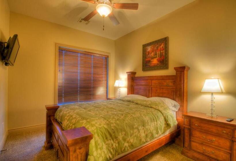 בית מלון כפרי H5 The Kestrel L Ground Floor 3 Bedroom Hillside View