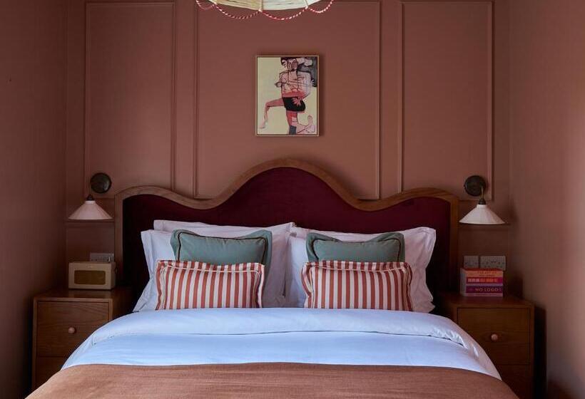 هتل Margate House