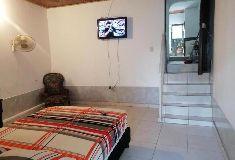 پانسیون Casa De Relajación Low Cost