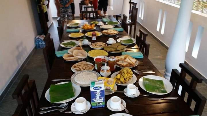 פנסיון Villa Sanitha