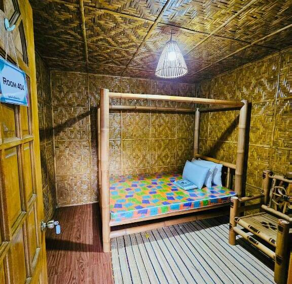 هاستل Ezekiel S Native Inn