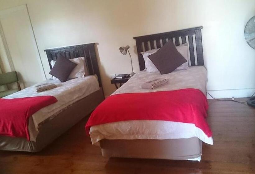 Bed and Breakfast Rest A While Bnb