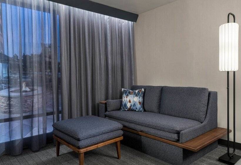 فندق Courtyard By Marriott Gainesville Ga