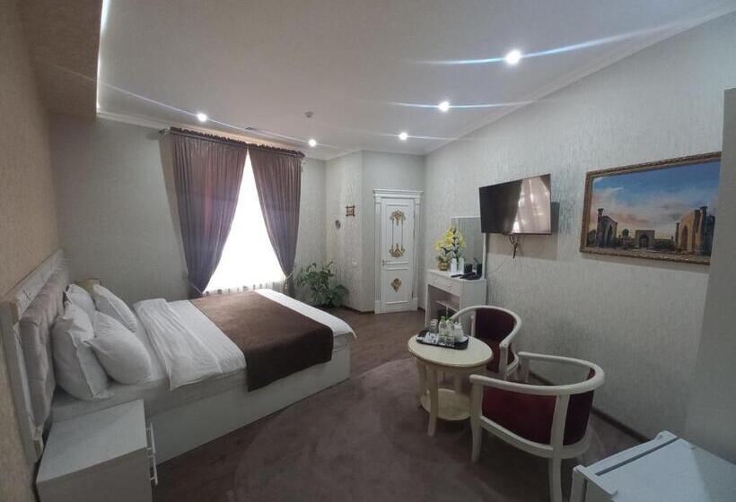 בית מלון כפרי The Royal