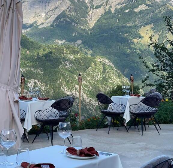 هتل Vidis Chalet