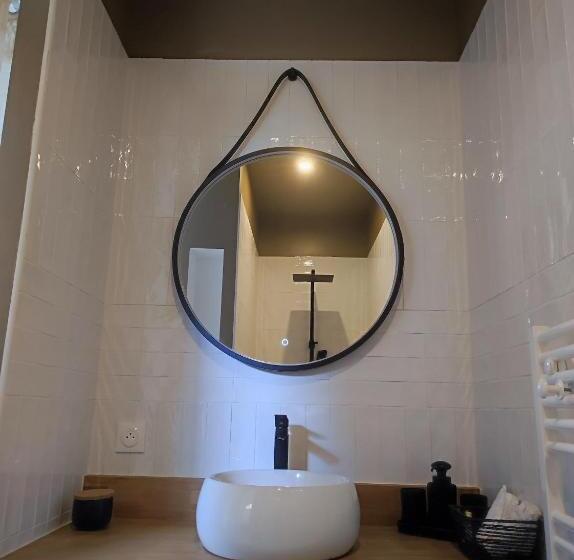 بنسيون Le Clos Des Crins