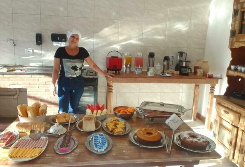 호스텔 Casa Da Zezé Pousada & Hotel Itaboraí